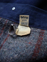 Load image into Gallery viewer, 1960/70s Wrangler Blanket Lined Denim Chore Jacket - L
