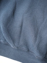 Load image into Gallery viewer, 1990s Munsingwear Heavy Sweatshirt - L