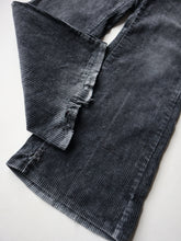 Load image into Gallery viewer, 1980s German Corduroy Workwear Pants - 38"