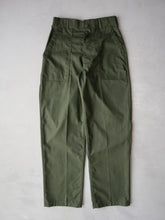 Load image into Gallery viewer, 1980's U.S Army OG-507 Fatigue Pants - 27"