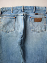 Load image into Gallery viewer, 1990s Faded Wrangler Denim Jeans - 35"
