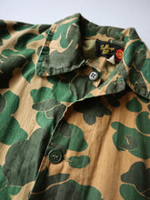 Load image into Gallery viewer, 1960s Two Tone Bullseye Bill Duck Camo Lightweight Hunting Jacket - S
