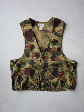 Load image into Gallery viewer, 1980s Duxbak Duck Camo Vest - M/L