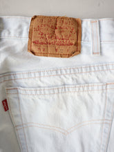 Load image into Gallery viewer, 1990's Made in USA Levi's 501 Jeans - 28"