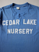Load image into Gallery viewer, 1980s Distressed Cedar Lake Nursery Flock Print T-Shirt - M