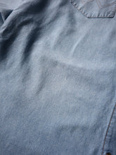 Load image into Gallery viewer, 1990s Distressed Wrangler Chambray Shirt - M