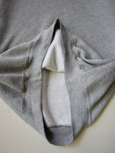 Load image into Gallery viewer, 1990s Russell Athletic Sweatshirt - L