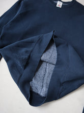 Load image into Gallery viewer, 1990s Munsingwear Heavy Sweatshirt - L