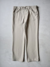 Load image into Gallery viewer, 1970's Levi's 517 Bootcut Pants - 37"