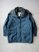 Load image into Gallery viewer, 1990's L.L. Bean Maine Warden's Goretex Parka - M