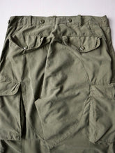 Load image into Gallery viewer, 1970s Canadian Army Lightweight Combat Pants - 32"