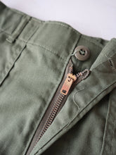 Load image into Gallery viewer, 1980's U.S Army OG-507 Fatigue Pants - 27"