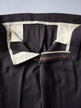 Load image into Gallery viewer, 1970's Levi's Action Slacks - 38"