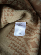 Load image into Gallery viewer, Pendleton Women's Cropped Jacquard Wool Shirt - L/XL