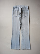Load image into Gallery viewer, 1970's Distressed Levi's 646 Flare Jeans - 29"