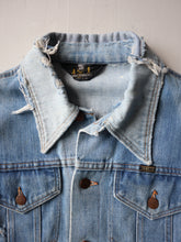 Load image into Gallery viewer, 1970s Thrashed Maverick Blue Bell Denim Jacket - M