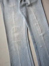 Load image into Gallery viewer, 1970's Distressed Levi's 646 Flare Jeans - 29"