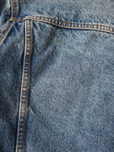Load image into Gallery viewer, 1980s Made in USA Levi's Flannel Lined Denim Jacket - XS