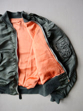 Load image into Gallery viewer, 1970s U.S Army Alpha Industries L-2B Flight Jacket - M