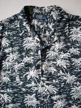 Load image into Gallery viewer, 1990s Polo Ralph Lauren Caldwell Loop Collar Shirt - L