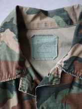 Load image into Gallery viewer, 1980s U.S Army Ripstop Camo Field Shirt - S