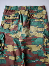 Load image into Gallery viewer, 1990s Belgian Army Jigsaw Camo Field Cargo Pants - 32"
