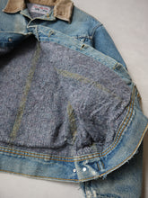 Load image into Gallery viewer, 1970s Thrashed Lee Storm Rider Denim Jacket - L/XL