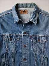 Load image into Gallery viewer, 1980s Made in USA Levi's Denim Jacket - L