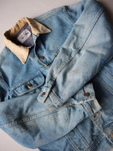 Load image into Gallery viewer, Made in USA Lee Storm Rider Denim Jacket - M/L