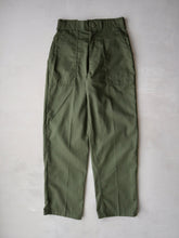Load image into Gallery viewer, 1980's U.S Army OG-507 Fatigue Pants - 26"