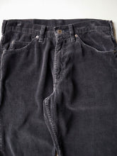 Load image into Gallery viewer, 1980s Levi's 565 Loose Fit Corduroy Pants - 31"