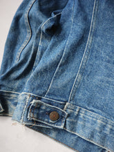 Load image into Gallery viewer, 1970s Made in USA Levi's Denim Jacket - XS