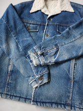 Load image into Gallery viewer, 1970/80s Faded Big Mac Sherpa Lined Denim Jacket - L