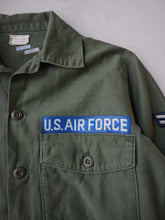 Load image into Gallery viewer, 1970's U.S Army OG-107 Patched Shirt - S
