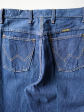 Load image into Gallery viewer, 1970's Like Deadstock Wrangler Junior Denim Jeans - 25"