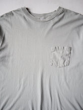 Load image into Gallery viewer, 1990s GAP Pocket Tee - XL