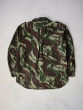 Load image into Gallery viewer, 1970's Portuguese Army Lizard Camo Shirt - S/M