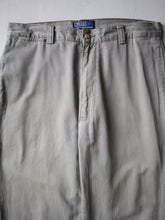 Load image into Gallery viewer, 1990s Polo Ralph Lauren Chino Pants - 33"