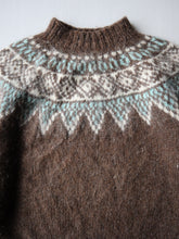 Load image into Gallery viewer, 1980s Icelandic Wool Knit Sweater - L