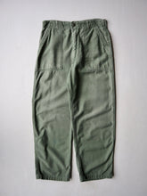 Load image into Gallery viewer, 1970s U.S Army OG-107 Fatigue Pants - 30"