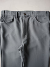 Load image into Gallery viewer, 1990's Levi's 517 Bootcut Pants - 38"