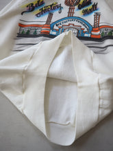 Load image into Gallery viewer, 1970/80s Airbrushed Raglan Sweatshirt - M/L