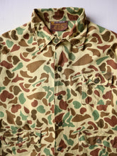 Load image into Gallery viewer, 1970s Caliber Duck Camo Lightweight Jacket - L