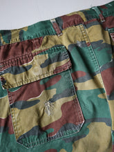 Load image into Gallery viewer, 1990s Belgian Army Jigsaw Camo Field Cargo Pants - 32"