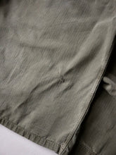 Load image into Gallery viewer, 1960s Dutch Army HBT Field Shirt - M