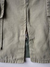 Load image into Gallery viewer, 1960s French Hunting Jacket with Suede Shoulder Patches - L
