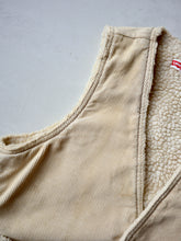 Load image into Gallery viewer, 1970s Distressed Levi&#39;s Sherpa Lined Corduroy Vest - XS
