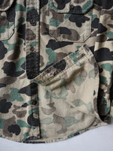 Load image into Gallery viewer, 1970&#39;s Duck Camo Chamois Shirt - S
