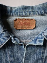 Load image into Gallery viewer, 1980&#39;s Thrashed Made in USA Levi&#39;s Denim Jacket - M
