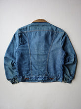 Load image into Gallery viewer, 1970s Wrangler Lined Denim Jacket with Corduroy Collar - M

